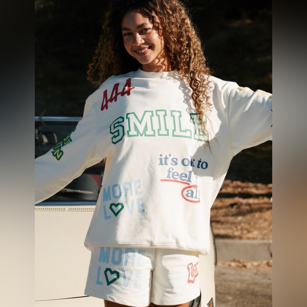 The Mayfair Group Affirmations Crewneck EUC L/XL